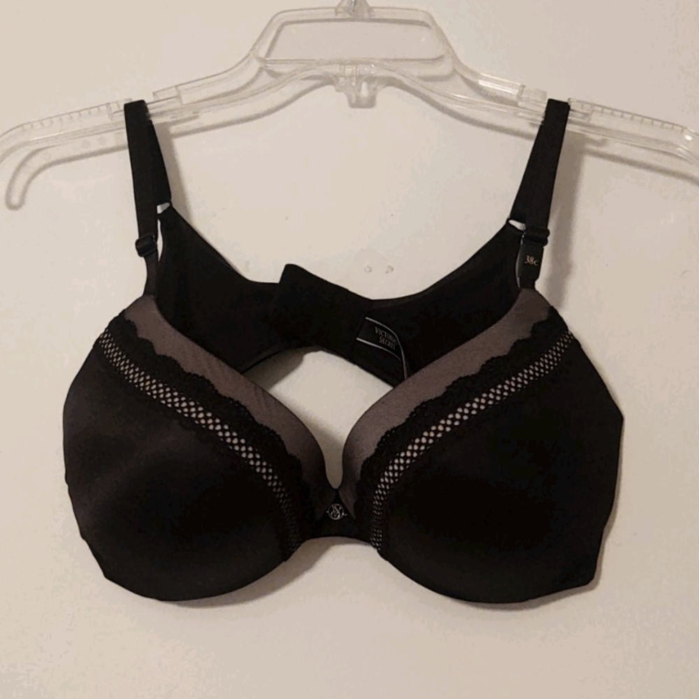 Victoria's Secret push-up bra